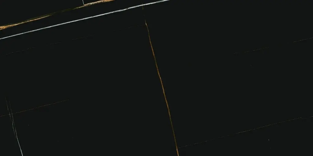 Laurent Gold_3.webp